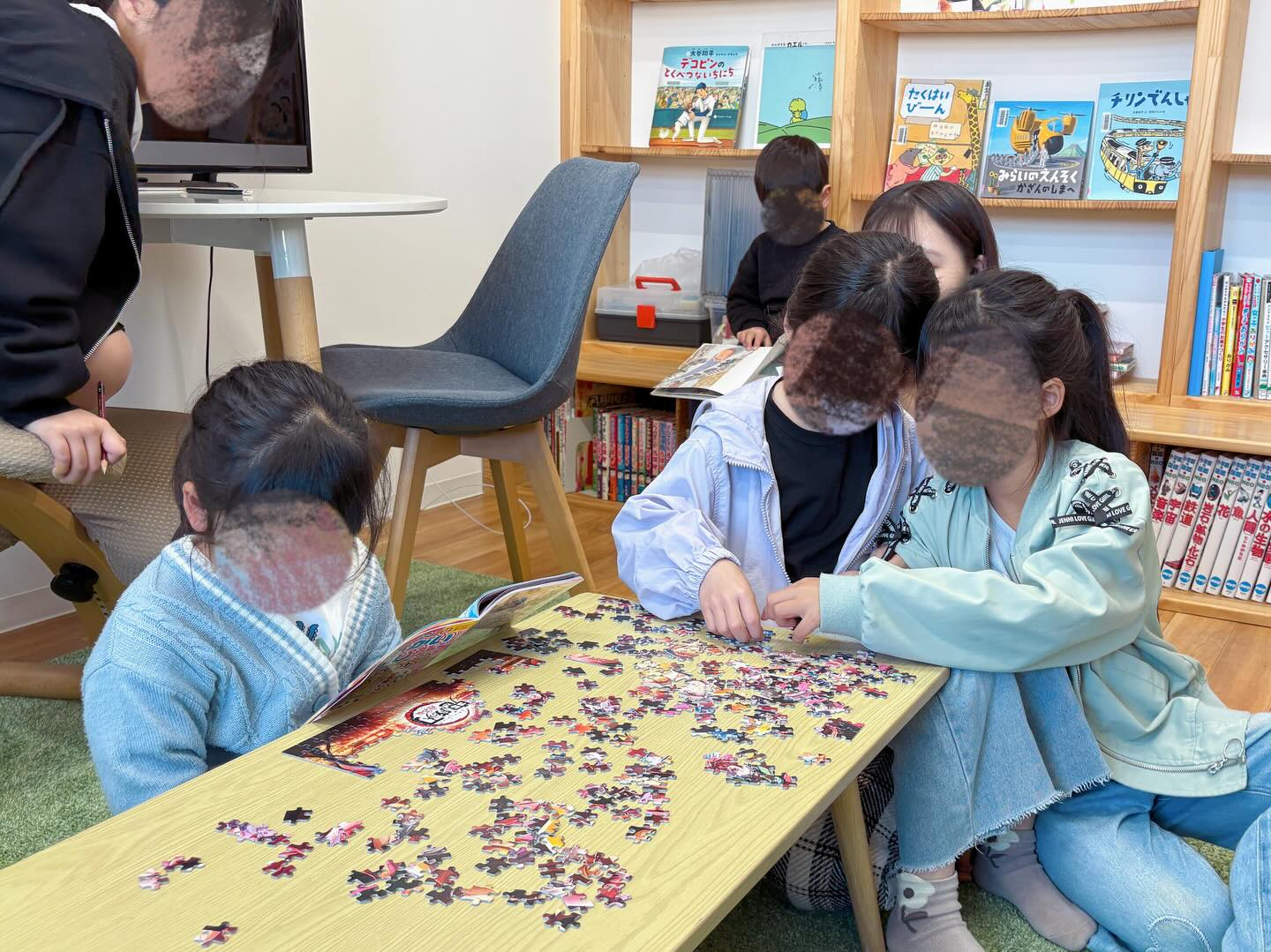 1階のお部屋では、子ども達一人ひとりが心地よく過ごせる空間を...